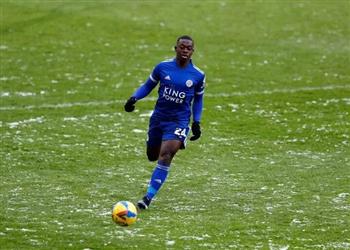 رسمي ا ميندي جديد يرحل عن الدوري الإنجليزي إلى لانس الفرنسي