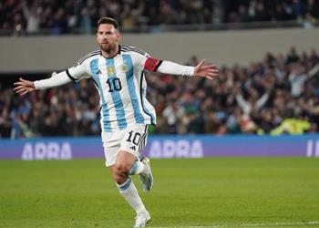 ميسي يوضح سبب استبداله في مباراة الأرجنتين والإكوادور بتصفيات كأس العالم 2026