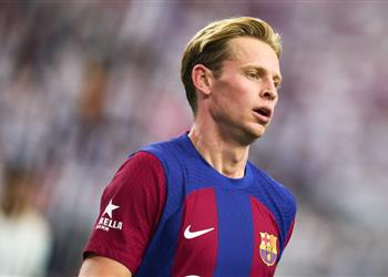 دي يونج ي علن موقفه من الرحيل عن برشلونة إلى مانشستر يونايتد في نهاية الموسم