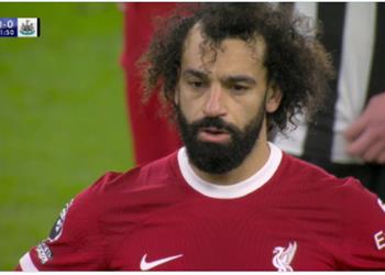 فيديو محمد صلاح يهدر ركلة جزاء ليفربول أمام نيوكاسل