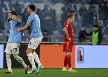 لاتسيو يفوز على روما بهدف نظيف ويقصيه من كاس إيطاليا