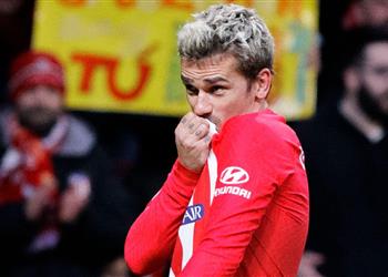 فيديو الهداف التاريخي جريزمان يسجل هدف تعادل أتلتيكو مدريد الثاني أمام ريال مدريد