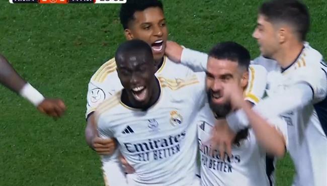 هدف فيرلاند ميندي في مرمي اتلتيكو مدريد بكأس السوبر الاسباني