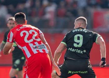 جيرونا يتعادل مع المتذيل ألميريا ويخطف صدارة الدوري الإسباني في غياب ريال مدريد