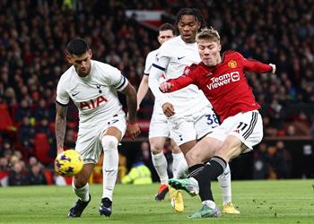 فيديو مانشستر يونايتد يكتفي بالتعادل مع توتنهام في الدوري الإنجليزي