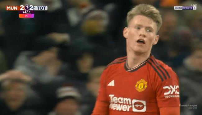 مكتوميناي يهدر فرصة هدف الفوز القاتل لـ مانشستر يونايتد علي توتنهام