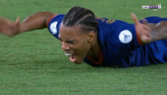 لاعب الرأس الاخضر يهدر هدف محقق امام غانا بكاس امم افريقيا