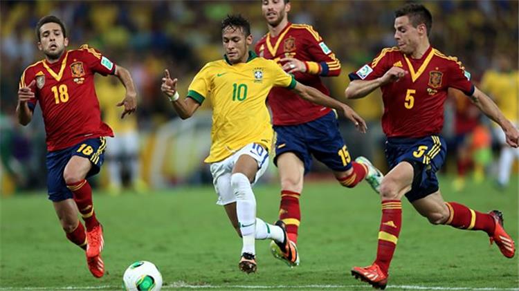 بعد 11 عامًا.. مباراة ودية بين إسبانيا والبرازيل تحت شعار "مكافحة العنصرية"  - بطولات