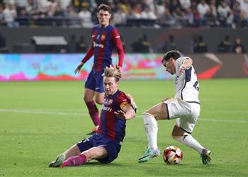 دي يونج بعد هزيمة برشلونة في نهائي السوبر الإسباني لا نمر بلحظة سيئة