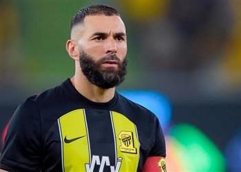 تقارير توضح موقف مانشستر يونايتد النهائي من ضم بنزيما