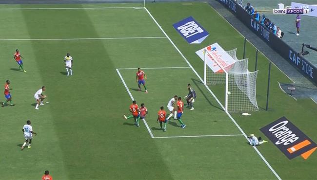 لاعب السنغال كاد ان يسجل هدف رائع بالكعب امام جامبيا بكأس امم افريقيا