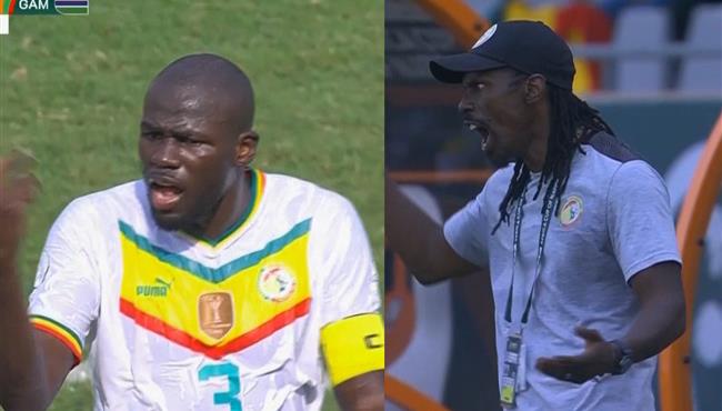 شجار بين أليو سيسيه وكوليبالي في مباراة السنغال وجامبيا
