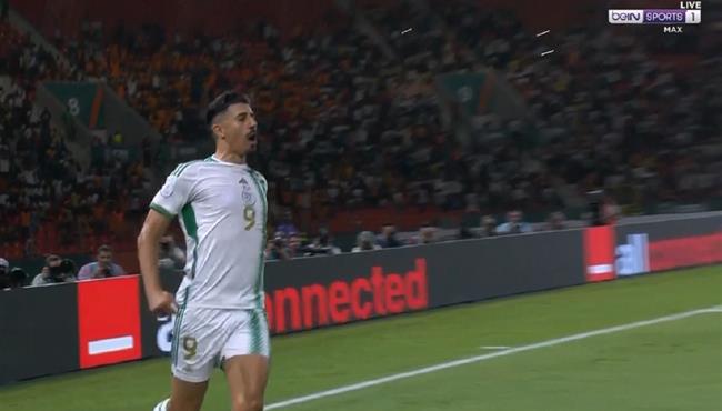 هدف بغداد بونجاح الرائع في مرمي انجولا بكأس امم افريقيا