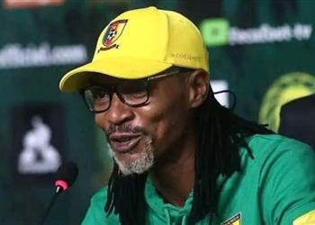 سونج ي علن موقف أبو بكر وأونانا من مباراة الكاميرون والسنغال في كأس أمم إفريقيا