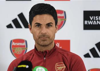 أرتيتا يوضح موقفه من ضم مهاجم في يناير ويحسم مستقبل لاعب آرسنال