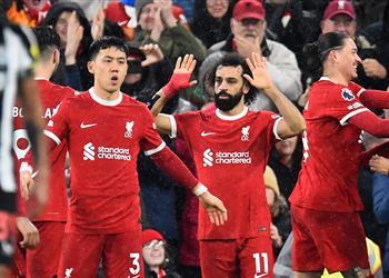 رجل مباراة ليفربول ونيوكاسل يونايتد في الدوري الإنجليزي