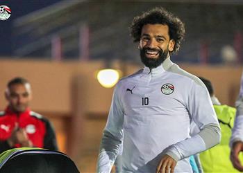 اتحاد الكرة يعلن موعد انضمام محمد صلاح إلى معسكر منتخب مصر