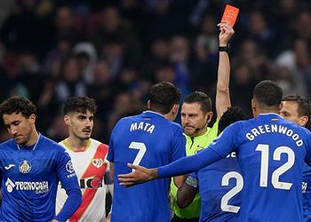 مدرب خيتافي يوضح تفاصيل حديث جرينوود مع الحكم قبل طرده أمام رايو فاييكانو