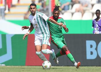 فيديو منتخب الجزائر يقتنص تعادل ا قاتل ا من بوركينا فاسو في كأس أمم إفريقيا