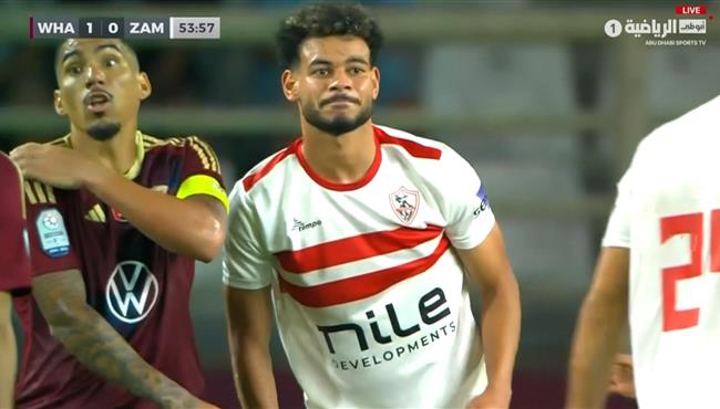 نبيل عماد دونجا كاد ان يسجل هدف مقصيه رائع في مرمي الوحدة الاماراتي