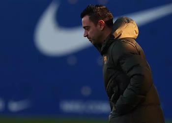 سبورت توضح موقف إدارة برشلونة من إقالة تشافي