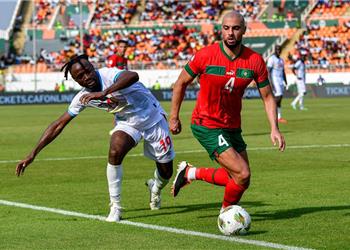 رومان سايس ينتقد موعد مباراة المغرب والكونغو الديمقراطية في كأس أمم إفريقيا