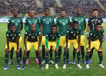 فيديو بيرسي تاو يسجل هدف جنوب إفريقيا الأول أمام ناميبيا