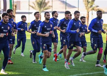 الخطيب يزور معسكر الأهلي في الإمارات وبيبو يطمئن على الدوليين