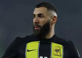 تقارير بنزيما يدخل اهتمامات ليون لعودة معقدة للغاية