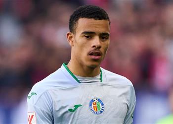 ذا صن توضح فرص انتقال جرينوود إلى برشلونة في صيف 2024