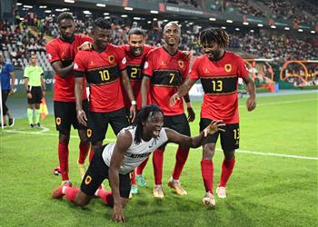 فيديو مابولولو المتألق أنجولا تفوز على بوركينا فاسو ويتأهلان إلى دور الـ16 من أمم إفريقيا