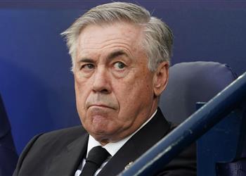 لاعب ريال مدريد يثير انقسام ا بين أنشيلوتي والإدارة