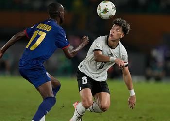 كنت بين الحياة والموت أول تعليق من إمام عاشور بعد إصابته في مران منتخب مصر