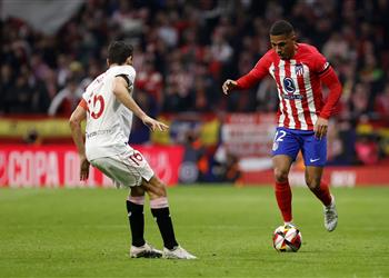 أتلتيكو مدريد يصعق إشبيلية ويتأهل إلى نصف نهائي كأس ملك إسبانيا