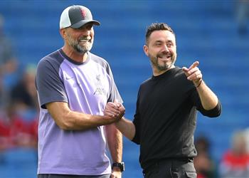 دي زيربي يعلق على ارتباطه بخلافة كلوب في ليفربول