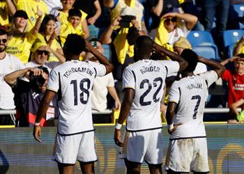 فيديو ريمونتادا معتادة تقود ريال مدريد للفوز على لاس بالماس وخطف صدارة الدوري الإسباني