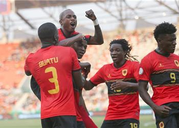 تشكيل أنجولا أمام ناميبيا في كأس أمم إفريقيا مابولولو يقود الهجوم