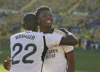 تشواميني بعد الفوز المثير على لاس بالماس لا نهتم بما يقولونه عن انحياز التحكيم لنا