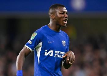 وكيله برشلونة كان يرغب في التعاقد مع كايسيدو قبل انضمامه إلى تشيلسي