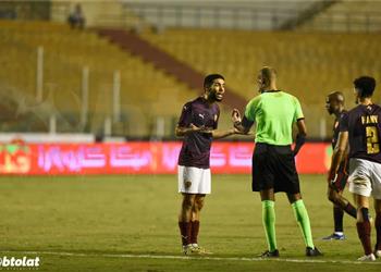 أحمد قندوسي يكشف سبب انفعاله في مباراة الأهلي وسيراميكا كليوباترا ويصرح كولر طلب مني الرحيل