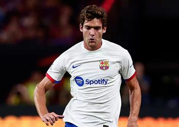 ألونسو يجري جراحة في الظهر وتحديد مدة غيابه عن برشلونة