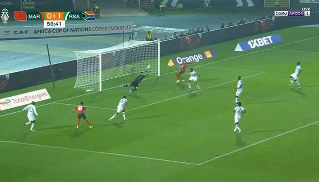 عبد الصمد الزلزولي كاد ان يسجل هدف رائع امام جنوب افريقيا بعد التلاعب بموداو