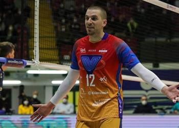 بطل العالم الزمالك يضم لاعب صربي لتدعيم فريق الطائرة