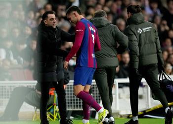 فيديو إصابة مبكرة فيران توريس يغادر مباراة برشلونة وأوساسونا باكي ا
