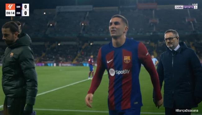 اصابة وخروج فيران توريس في مباراة برشلونة واوساسونا بالدوري الاسباني