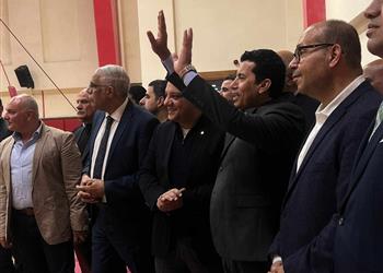 أشرف صبحي يحفز اللاعبين المشاركين في أولمبياد باريس 2024