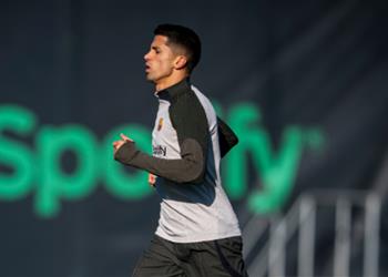 برشلونة يعلن تشخيص إصابة كانسيلو