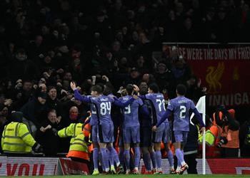 فيديو كيويور يسجل هدف ليفربول الأول أمام آرسنال بالخطأ في مرماه