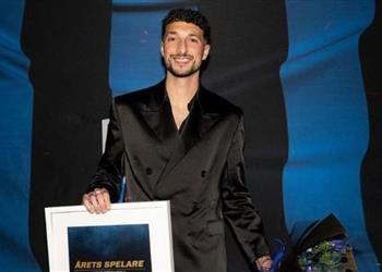 صفقة الحلم تقترب تقرير سويدي يكشف الراتب المحتمل لـ وسام أبو علي مع الأهلي وموعد وصوله