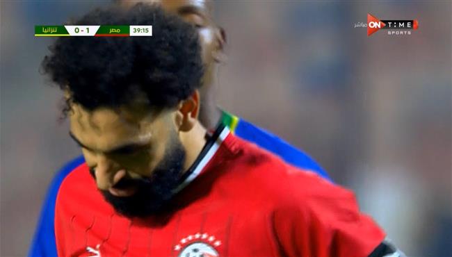 فرصة محمد صلاح الخطيرة علي مرمي تنزانيا